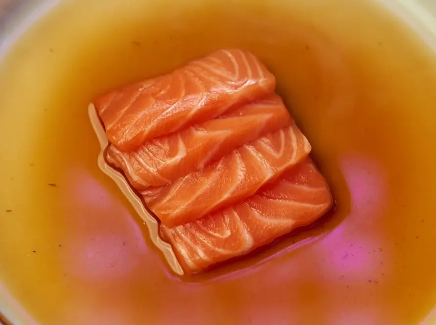 Salmon_Sashimi_molodost_restaurant_dubai