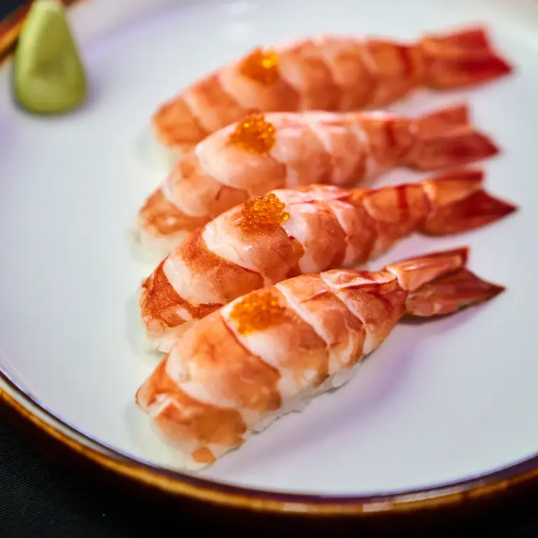 Shrimp_Nigiri_molodost_asian_food_dubai