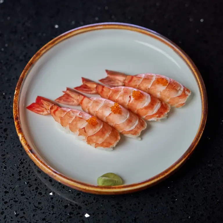 Shrimp_Nigiri_molodost_asian_food_dubai