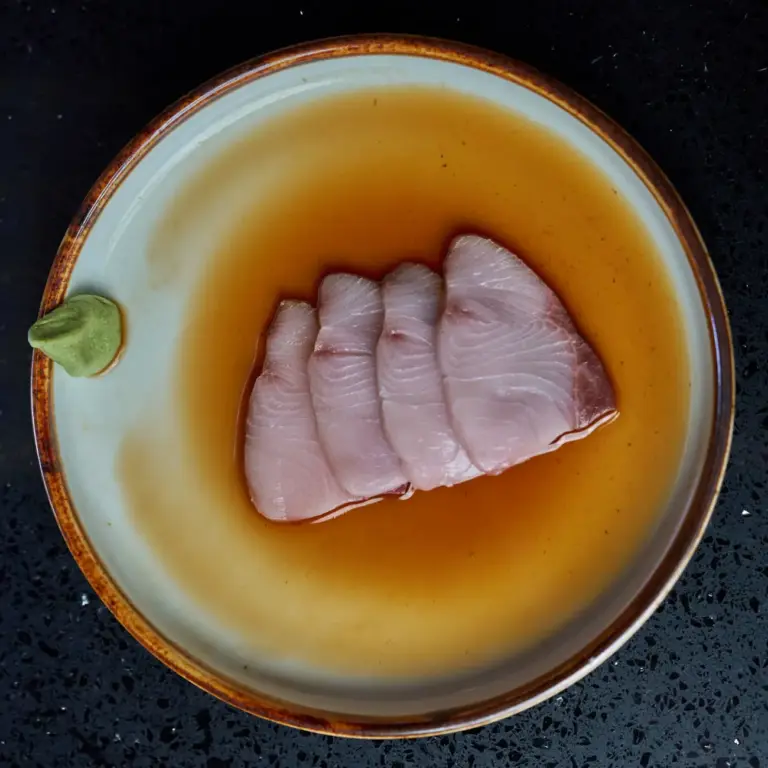 Yellowtail_Sashimi_molodost_restaurant_dubai