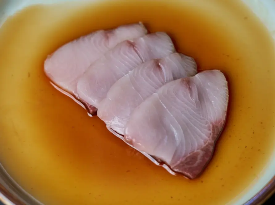 Yellowtail_Sashimi_molodost_restaurant_dubai