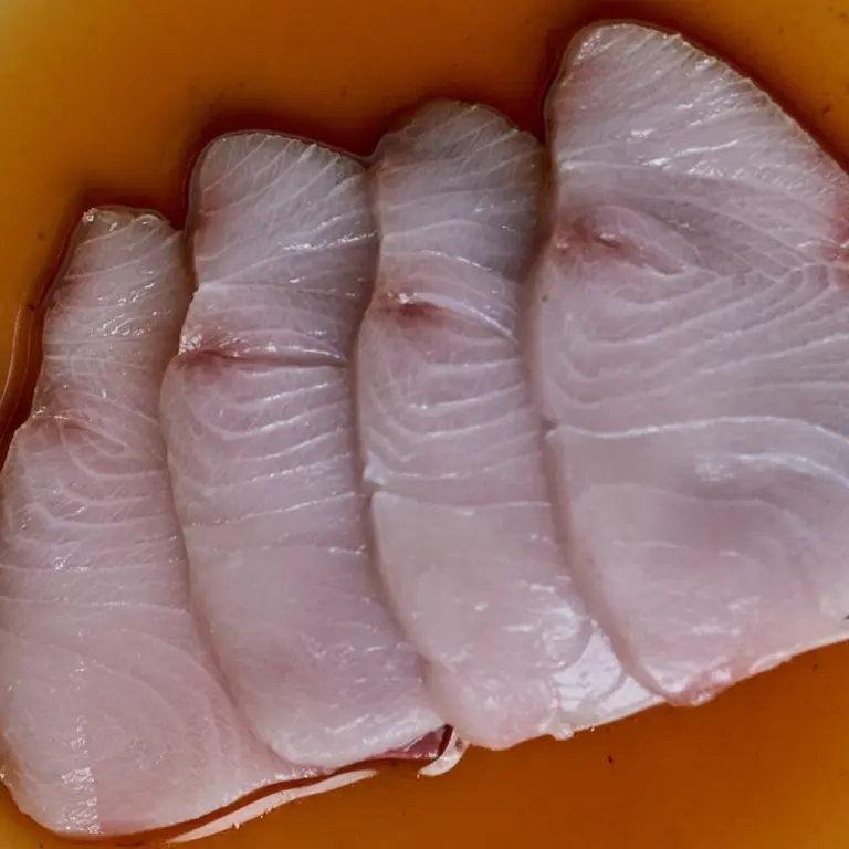 Yellowtail_Sashimi_molodost_restaurant_dubai
