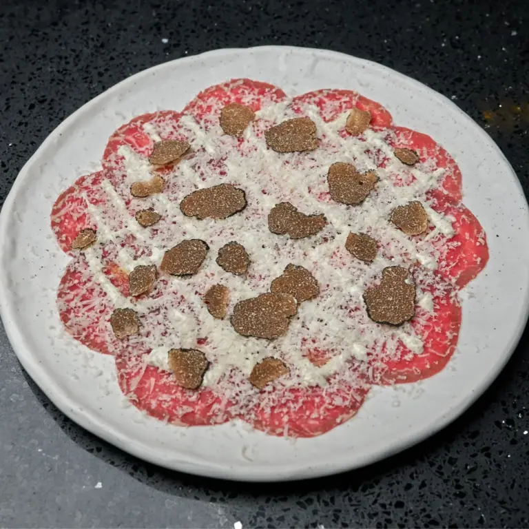 beef_carpaccio_with_truffle_molodost_dubai