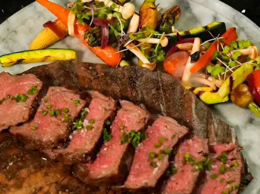 beef_tenderloin_vegetables_restaurant_dubai1