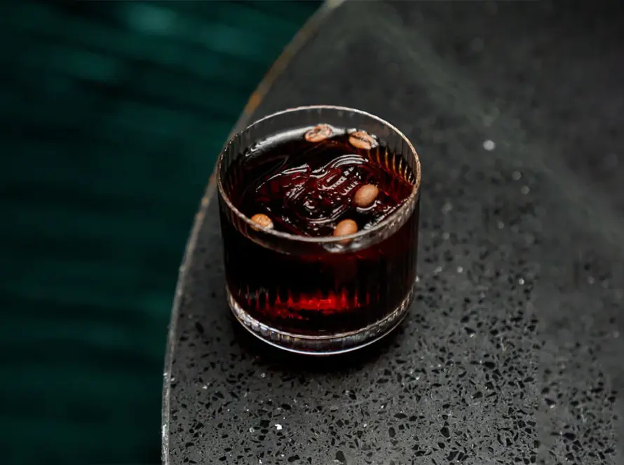 black_russian_bar_molodost_dubai