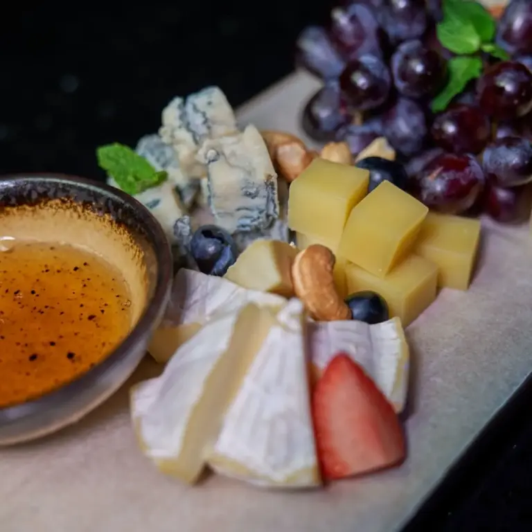 cheese_relay_restaurant_molodost