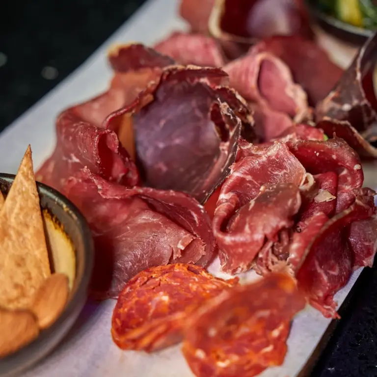 meat_platter_molodost_dubai