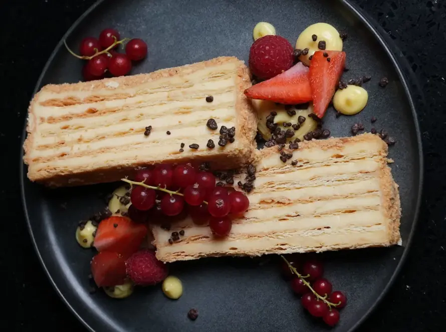 napoleon_cake_molodost_dubai