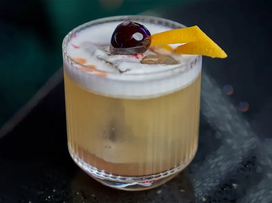 whiskey_sour_molodost_dubai