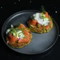 zucchini_pancakes_with_salmon_restaurant_duabi