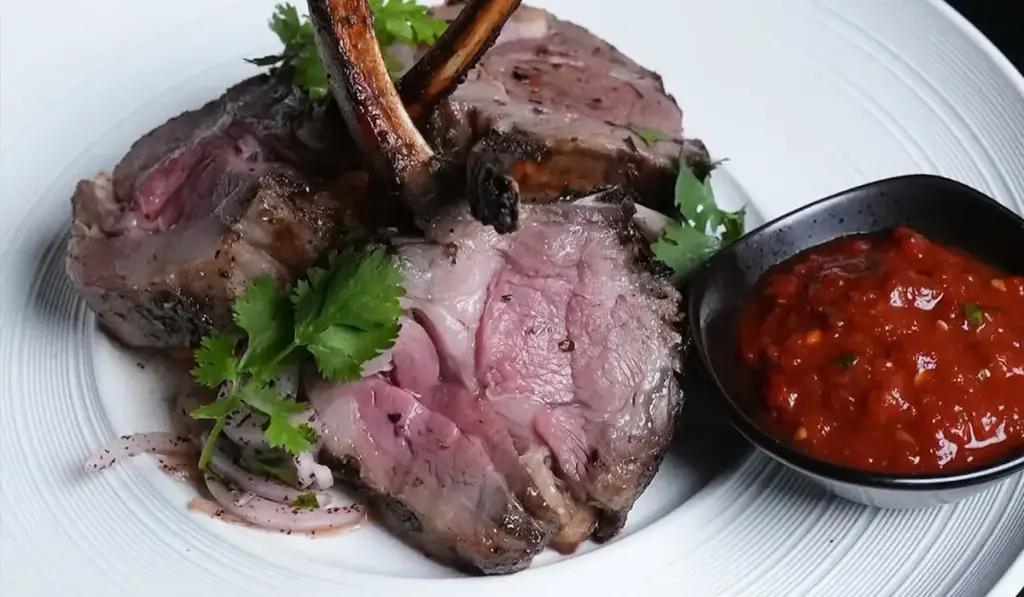 Dinner Service in Dubai