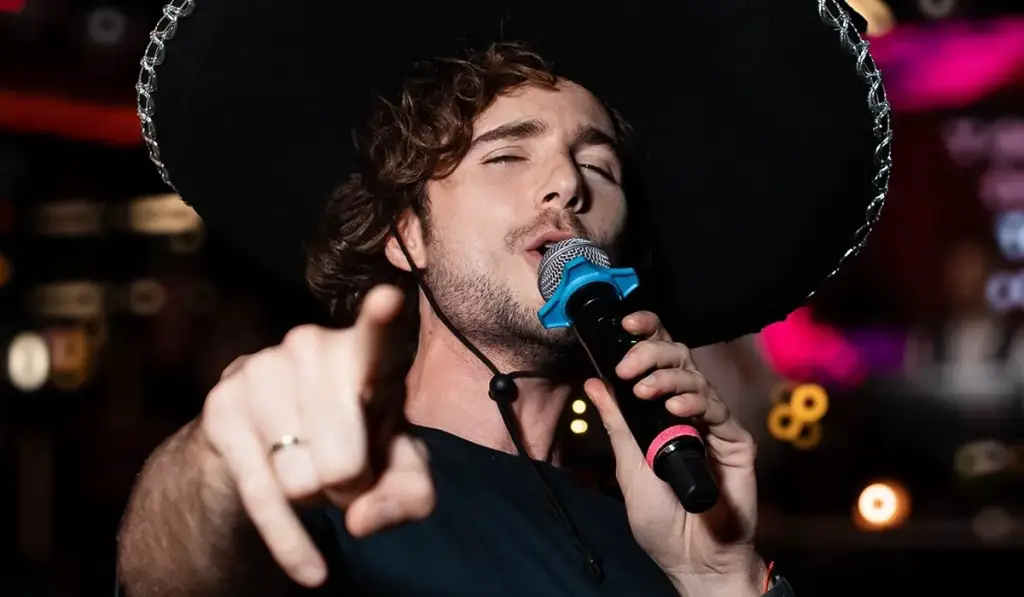 Karaoke Molodost Dubai